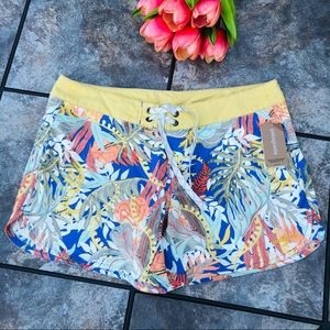 Patagonia Jurassic Ferns Wavefarer 5” Board Shorts